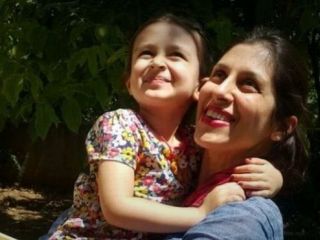 ایران : پیشنهاد تبادل زندانیان جدی است , نازنین زاغری در برابر نگار قدس کنی