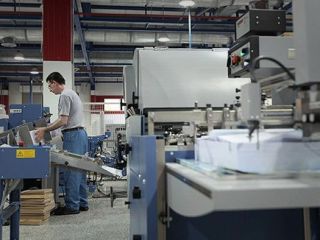 نامه هشدارآمیز به خامنه ای: صنعت چاپ تا یک ماه دیگر تعطیل می‌شود