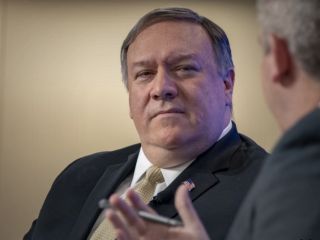 «مادورو حتی هواپیمایش را آماده کرده بود تا فرار کند ولی روسیه نگذاشت»