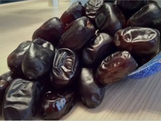 سوئد: رطب ایرانی منجر به سرایت ویروس هپاتیت A به ۹ نفر شده است