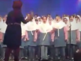 در پی رقص دانش آموزان ،مجلس خواهان اخراج مدیران مدرسه و پاسخگویی وزیر شد