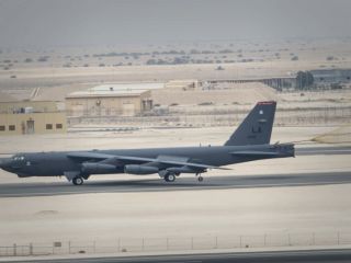 بمب‌افکن‌های بی ۵۲ آمریکا وارد پایگاه هوایی این کشور در قطر شدند