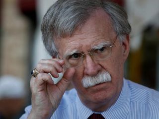 نیویورک تایمز: گروهی در کاخ سفید خواهان آرایش نظامی بسیار بزرگ در تقابل با ایران است