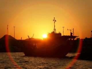 امارات می گوید ۴ کشتی تجاری در بندر فجیره هدف عملیات خرابکارانه قرار گرفتند