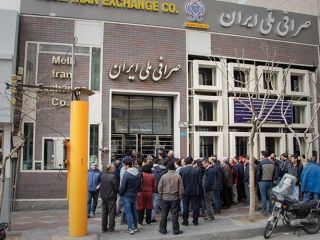 قیمت دلار, یورو , پوند ,سکه و طلا در بازار امروزپنجشنبه ۲۶ اردیبهشت