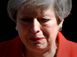 ترزا می نخست وزیر بریتانیا استعفایش را اعلام کرد
