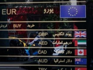 قیمت دلار, یورو, پوند ,سکه و طلا در بازار امروز شنبه ۴ خرداد