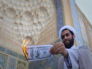 سردار جلالی: آتش زدن دلار در خیابان، حمله تمام عیار به نقطه ضعف دشمن است