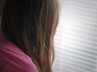 برخی کودکان در بریتانیا برای دور ماندن از آزار و تنفر نژادی پوست خود را روشن می‌کنند