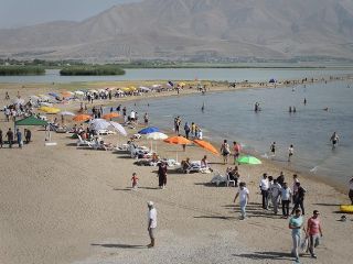 شهر وان ترکیه میهمانسراهای دولتی و خوابگاه های دانشجویی را نیز به گردشگران ایرانی اجاره داد