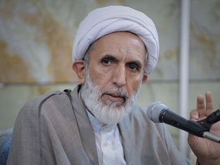 اظهارات طائب درباره کاغذ جنجالی همراه با شینزو آبه