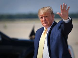 دونالد ترامپ: ایران مرتکب اشتباه بسیار بزرگی شده است