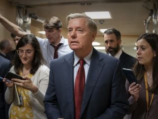 سناتور گراهام: آیت الله و مریدان جنایتکار او باید بایت وضعیت جاری سرزنش شوند، نه ایالات متحده