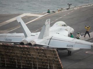 رویترز : هشدار ترامپ از طریق عمان به ایران درباره حمله قریب الوقوع به این کشور