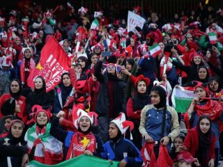 رئیس فیفا به ایران: شرایط حضور زنان را در ورزشگاه‌‌ها تا زمان برگزاری دور مقدماتی جام‌جهانی فراهم کنید