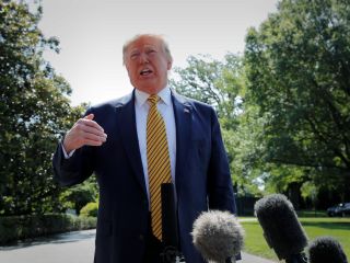 تشکر دونالد ترامپ از ایرانی ها بخاطر شلیک نکردن به هواپیمای سرنشین دار آمریکایی