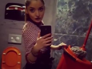 دختر ایرانی که رویای خارج در سر داشت  این ویدیو را در پیج اینستاگرام خود منتشر کرد