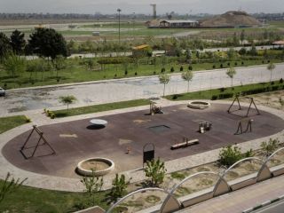 به دستور خامنه ای ۲۵ پادگان به خارج از شهرها منتقل شدند