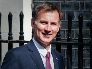 انگلستان پشیمان شد : «بریتانیا بعید است در کنار آمریکا علیه ایران جنگ کند»