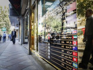 قیمت دلار, یورو, پوند ,سکه و طلا در بازار امروز سه شنبه ۱۱ تیر
