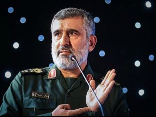 دست روی ماشه، آماده شلیک؛ امیرعلی حاجی‌زاده کیست؟