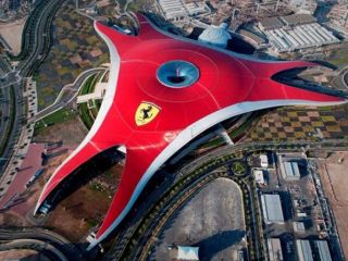 ساختمان هایی با ظاهر شیطانی - تصویری