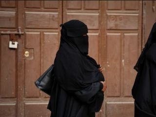 خواهر بن‌سلمان به خاطر بدرفتاری با یک لوله‌کش در پاریس محاکمه شد