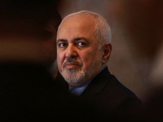 ظریف: برخلاف دزدی دریایی در جبل الطارق ما مقررات دریانوردی را اجرا کردیم