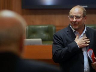 انتشار گزارش تخلفات شهرداری سال ۹۳ : قالیباف «۶۰ میلیارد تومان» به خیریه همسرش کمک کرده بود