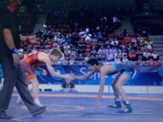 بهره‌برداری سیاسی از مسابقات نوجوانان؛ کشتی‌گیر آمریکایی دست داد یا دست نداد؟