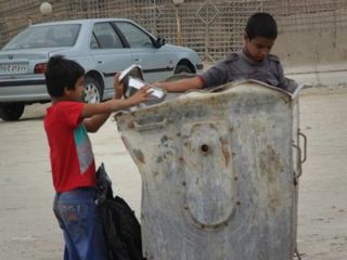 حکومت نگران کاهش زاد و ولد، جوانان نگران بیکاری و بی‌پولی