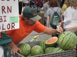 کسب اقامت و شهروندی در آمریکا به عدم استفاده از کمک‌های دولتی مشروط شد