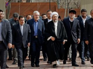 اکبر طبری در اوین: محسنی اژه‌ای دستور قتل متهم اصلی پرونده بیمه ایران را داد