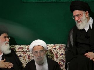 اکبر گنجی : چرا «نه» به آیت‌الله خامنه‌ای و نظام ولایت فقیه پیام عاشوراست؟