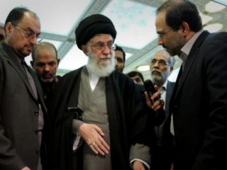 «ولایت فقیه موازی» یا بازی رهبر با «فرزندان انقلاب»