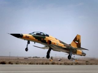 نشنال اینترست: جنگنده های قدیمی F۵ ایران چگونه می توانند جنگنده های رادار گریز F۳۵ آمریکا را شکست دهند؟