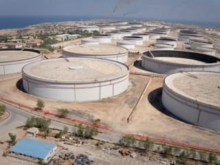 نیویورک تایمز: در صورت حمله به ایران، پالایشگاه آبادان و جزیره خارک هدف قرار خواهد گرفت