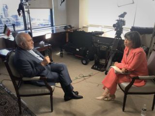 ظریف در مصاحبه با کریستین امانپور: روحانی به شرط لغو تحریم‌ها با ترامپ دیدار می‌کند