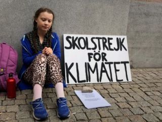 چطور دختری ۱۶‌ساله، مردم را برای حفاظت از زمین به خیابان کشاند؟