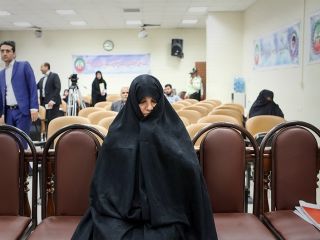 دست گل جدید «شبنم نعمت زاده» دختر وزیر سابق