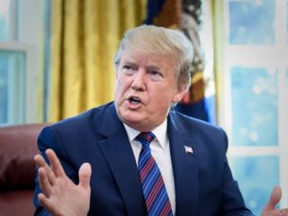 ترامپ ورود مقام‌های ارشد ایران و وابستگان آنها را به آمریکا تعلیق کرد