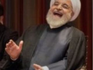 حواشی جذاب‌تر از متن: ویزا، قهقهه‌ و پرسش‌‌ها درباره دانش انگلیسی روحانی