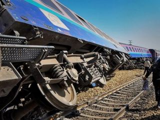 علت سانحه قطار زاهدان تهران «باز کردن پیچ‌های ریل توسط افراد ناشناس» اعلام شد