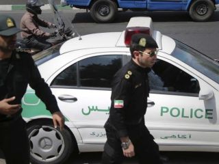 ایران چند دیپلمات عراقی را دستگیر و آنها را در خیابان کتک زد