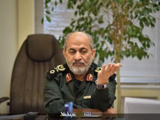 بالا رفتن قیمت خانه‌تان، نه، اما خم شدن کمر مردم زیر بار تورم به شما ربط دارد