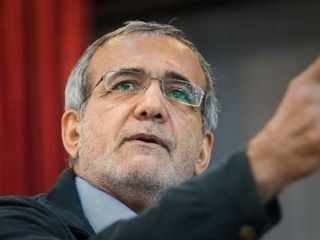 پزشکیان: کسی جرات ندارد به یکی از آقایان بگوید بالای چشمت ابروست