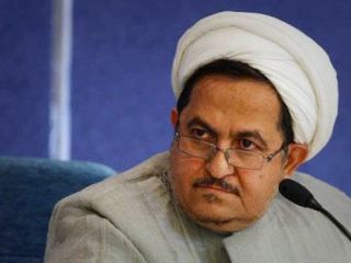 واکنش پدر روح‌الله زم به خبر دستگیری پسرش : قهر بودیم /دنیا دار مکافات و مجازات است