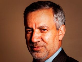 توییت عطاءالله مهاجرانی درباره آمدنیوز و جاسوس داخلی زم