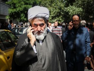 ارزیابی چند ادعا درباره حسین طائب