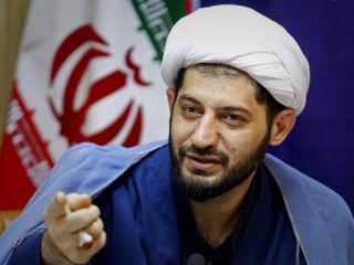 دبیر ستاد امر به معروف و نهی از منکر : آقای روحانی مرتکب جرم شده و مشمول دو سال حبس است